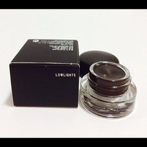 Mac lowlights prolongwear fluid line